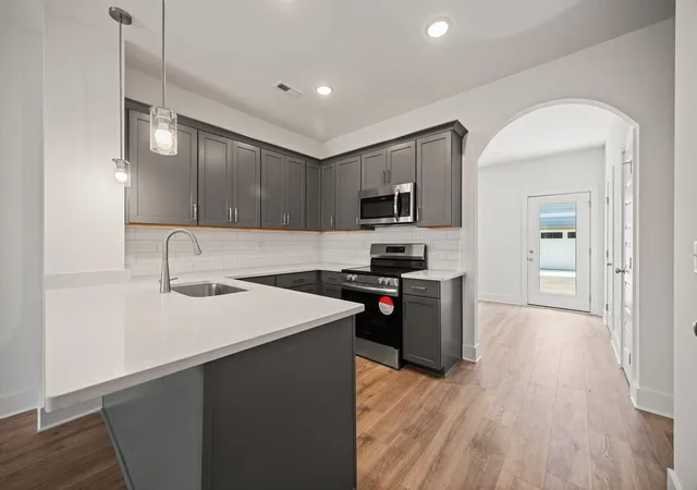 Homes for sale in Chattanooga, TN | 2441 E 17th Street, Chattanooga, TN 37404 | MLS# 3248999