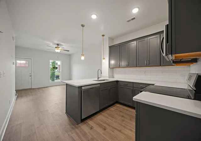 Homes for sale in Chattanooga, TN | 2441 E 17Th Street, Chattanooga, TN 37404 | MLS# 3248999