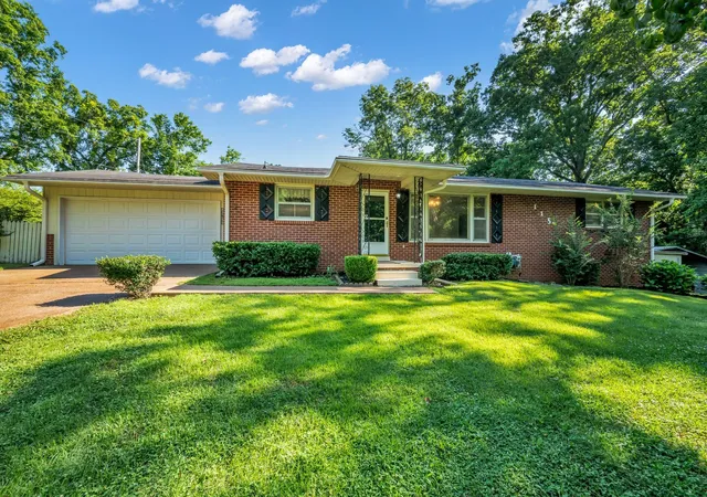 Homes for sale in Centerville, TN | 115 Atkinson Hts, Centerville, TN 37033 | MLS# 3254672