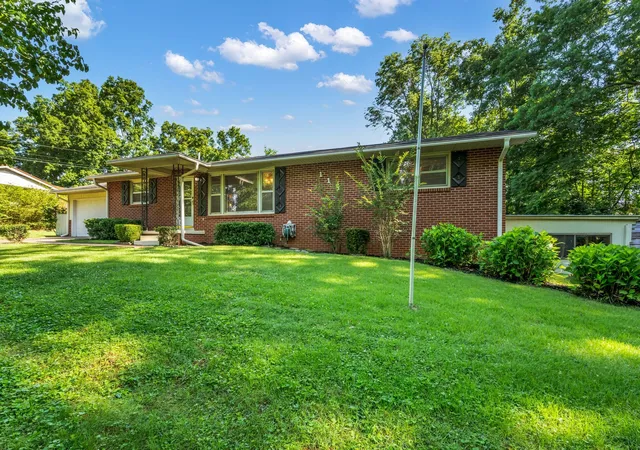 Homes for sale in Centerville, TN | 115 Atkinson Hts, Centerville, TN 37033 | MLS# 3254672