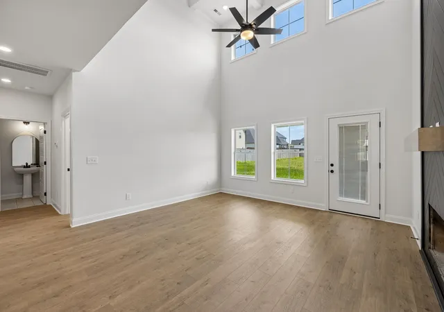 Photo 4 of Single family home for sale at 113 Monaghan Dr, Clarksville, TN 37042 | MLS# 3254776 | Listing updated on 2026-08-29