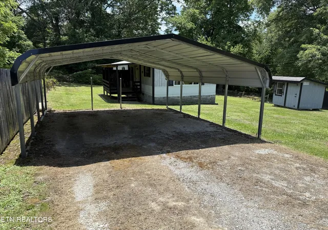 Homes for sale in Jamestown, TN | 119 Clayborn Ave, Jamestown, TN 38556 | MLS# 3249032