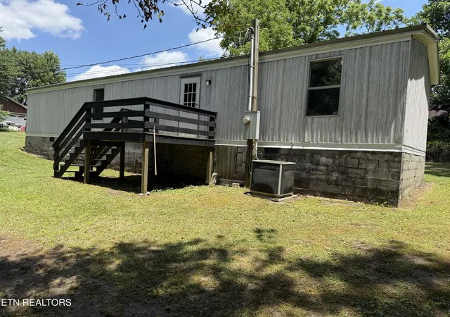 Homes for sale in Jamestown, TN | 119 Clayborn Ave, Jamestown, TN 38556 | MLS# 3249032