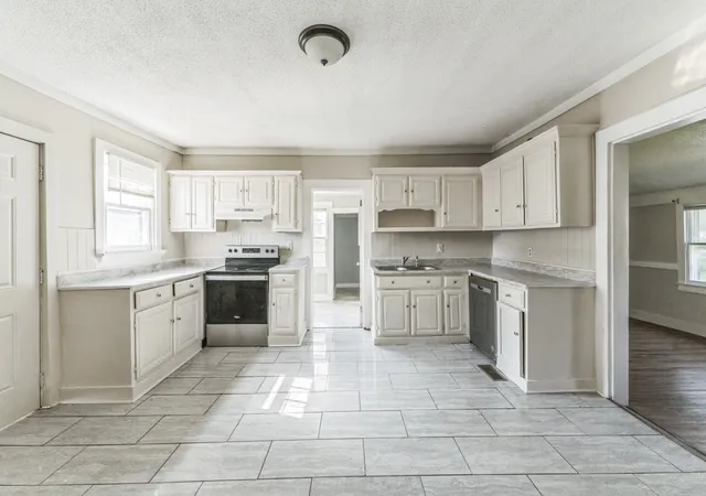 2nd image of 203 Park St, Athens, TN 37303 | MLS# 3249066
