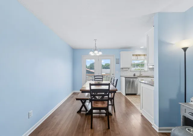 Photo 4 of Sale Pending at 1604 Avers Ave, Columbia, TN 38401 | MLS# 3251251 | Listing updated on 2026-09-18