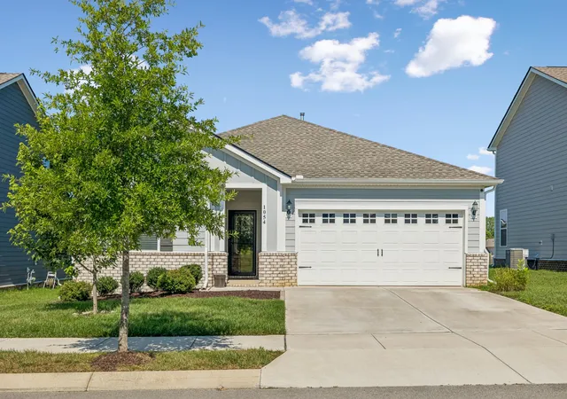 Photo 4 of Single Family Residence at 1054 Ewell Farms Cir, Spring Hill, TN 37174 | MLS# 3250909 | | Sold on 2026-10-29