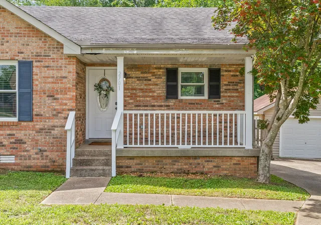 Homes for sale in Clarksville, TN | 2701 E Copeland Court, Clarksville, TN 37042 | MLS# 3259895