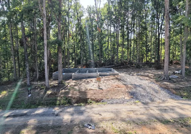 Homes for sale in Cumberland Furnace, TN | 491 Shelton Cemetery Rd, Cumberland Furnace, TN 37051 | MLS# 3278582
