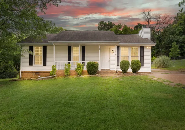 Homes for sale in Nashville, TN | 3221 Cedar Ridge Rd, Nashville, TN 37214 | MLS# 3249121