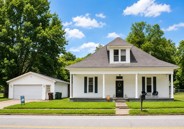 2nd image of 4139 Hampshire Pike, Hampshire, TN 38461 | MLS# 3272143