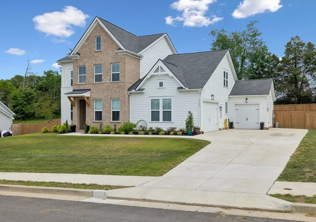 3rd image of 7215 Adenborough Dr, Fairview, TN 37062 | MLS# 3262737