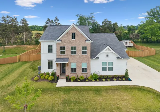 4th image of 7215 Adenborough Dr, Fairview, TN 37062 | MLS# 3262737