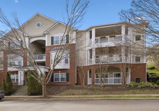 Homes for sale in Nashville, TN | 7005 Lenox Village Dr #2, Nashville, TN 37211 | MLS# 3260800
