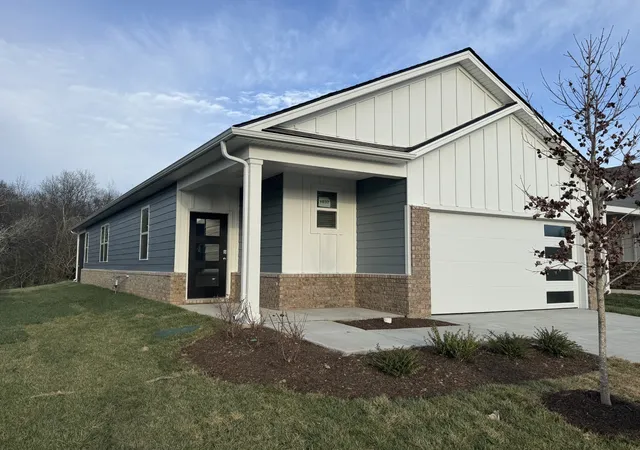 Photo 1 of Sale Pending at 716 Yeetum Pvt Bnd, Gallatin, TN 37066 | MLS# 3250216 | Listing updated on 2026-06-25