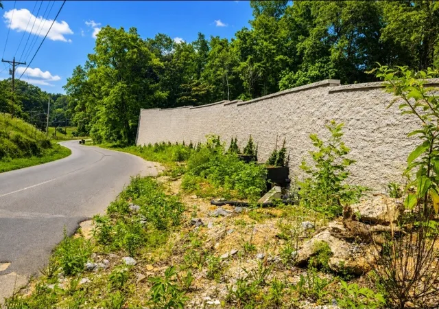 20th image of 1220 Taylor Town Rd, White Bluff, TN 37187 | MLS# 3250265