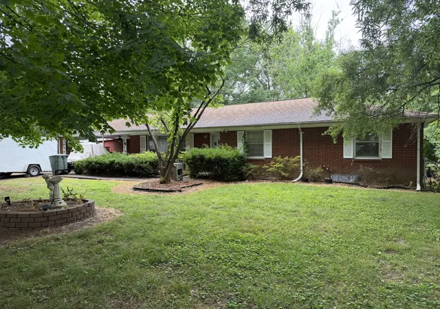 1st image of 512 W Market St, Portland, TN 37148 | MLS# 3251205