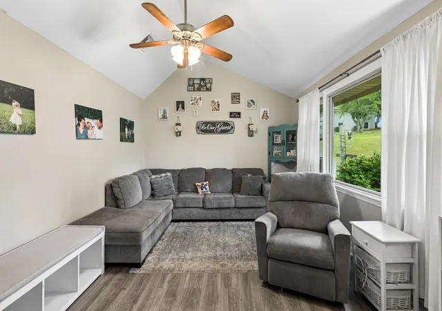 Homes for sale in Gordonsville, TN | 151 Meadow Dr, Gordonsville, TN 38563 | MLS# 3250338