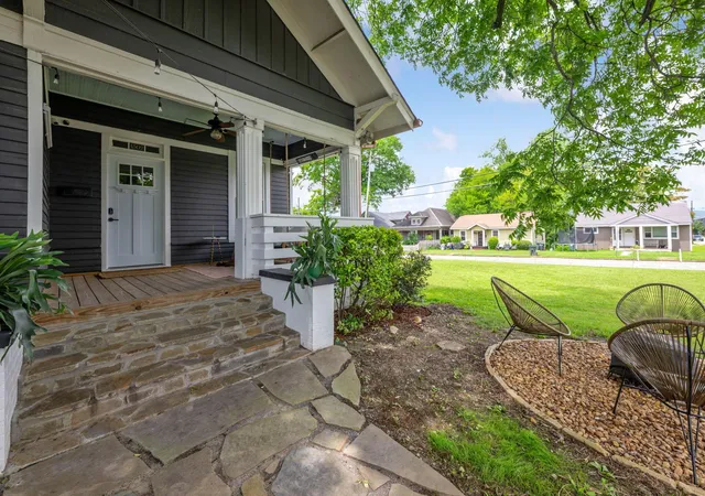 Homes for sale in Chattanooga, TN | 1502 E 14Th Street, Chattanooga, TN 37404 | MLS# 3250317