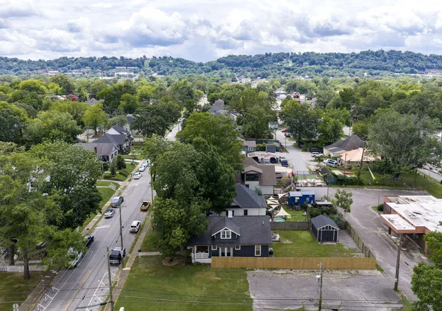 Homes for sale in Chattanooga, TN | 1502 E 14th Street, Chattanooga, TN 37404 | MLS# 3250317