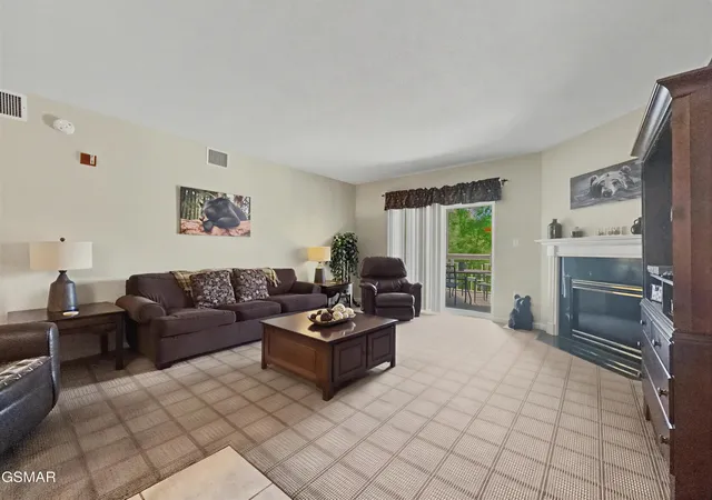 3rd image of 205 Ogle Dr #UNIT 424, Pigeon Forge, TN 37863 | MLS# 3302090