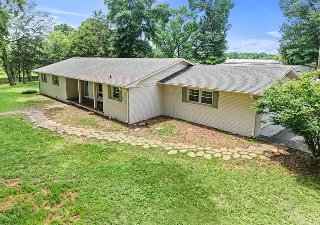 Homes for sale in Elora, TN | 460 John Hunter Hwy, Elora, TN 37328 | MLS# 3250507