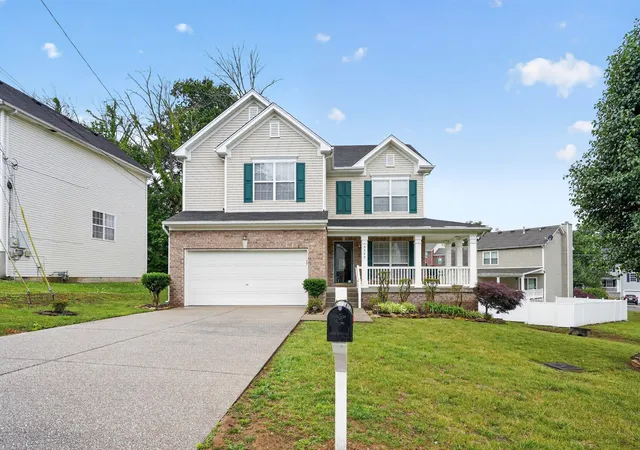 Homes for sale in Antioch, TN | 5549 Murphywood Xing, Antioch, TN 37013 | MLS# 3250365
