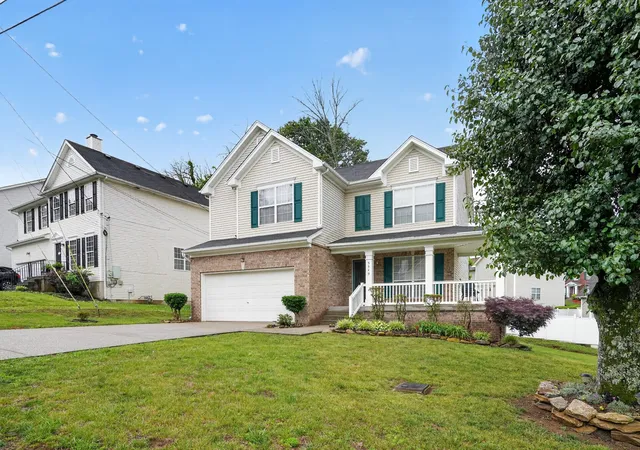 Homes for sale in Antioch, TN | 5549 Murphywood Xing, Antioch, TN 37013 | MLS# 3250365