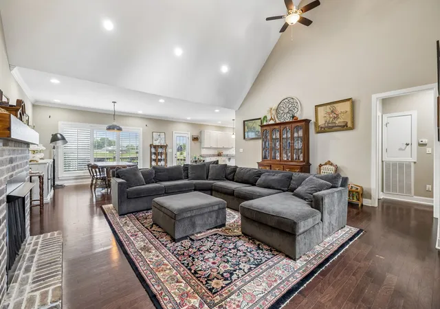 Photo 3 of Single family home for sale at 1002 Douglas Ct, Dickson, TN 37055 | MLS# 3261559 | Listing updated on 2026-10-01