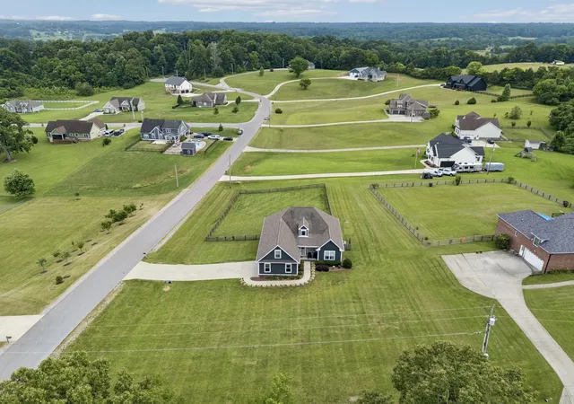 1st image of 1002 Douglas Ct, Dickson, TN 37055 | MLS# 3261559