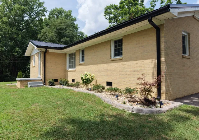 Homes for sale in Lawrenceburg, TN | 88 Kidd Rd, Lawrenceburg, TN 38464 | MLS# 3251583
