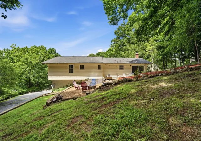 41st image of 7608 Ridge Bay Dr, Hixson, TN 37343 | MLS# 3250397