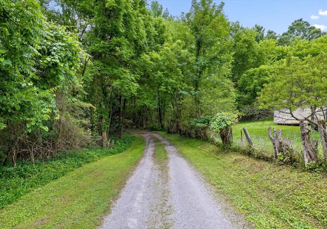 Photo 3 of Land for sale at 1906 Spradling Rd, Soddy Daisy, TN 37379 | MLS# 3337182 | Listing updated on 2026-08-20