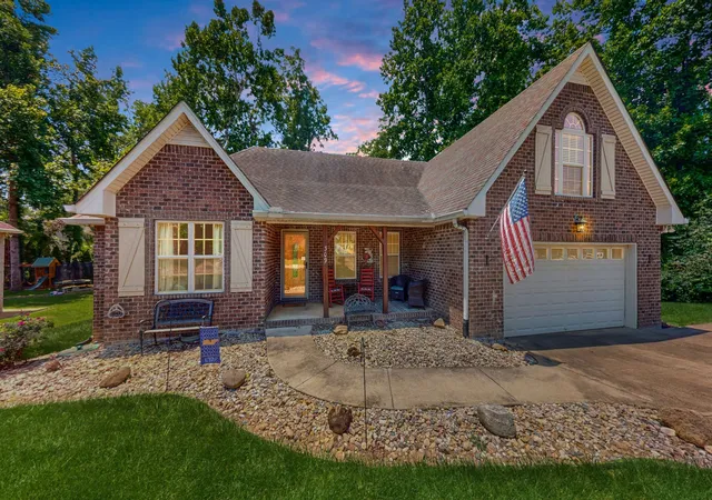 Homes for sale in White House, TN | 309 Springbrook Blvd, White House, TN 37188 | MLS# 3250605
