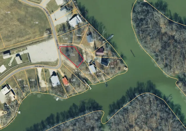 Homes for sale in Clifton, TN | 432 Duck Blind Rd, Clifton, TN 38425 | MLS# 3250672