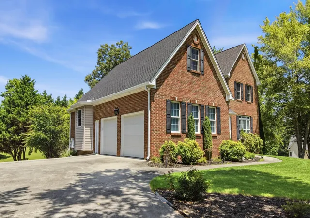 2nd image of 227 English Oaks Dr Ne, Cleveland, TN 37323 | MLS# 3250601