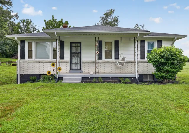 1st image of 205 Williams Rd, Westmoreland, TN 37186 | MLS# 3250629