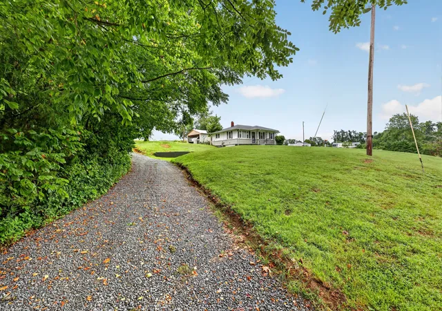 5th image of 205 Williams Rd, Westmoreland, TN 37186 | MLS# 3250629