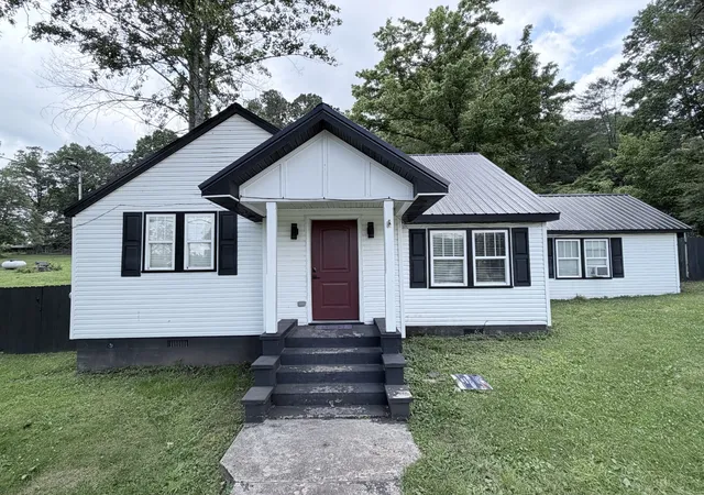 Homes for sale in Tracy City, TN | 215 St Clair St, Tracy City, TN 37387 | MLS# 3251265