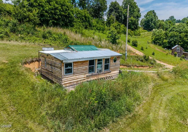 59th image of 1563 Raven Hill Road, Tazewell, TN 37879 | MLS# 3278222