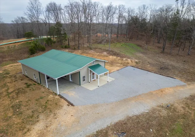 Homes for sale in Vanleer, TN | 776 Norris Hollow Rd, Vanleer, TN 37181 | MLS# 3260805
