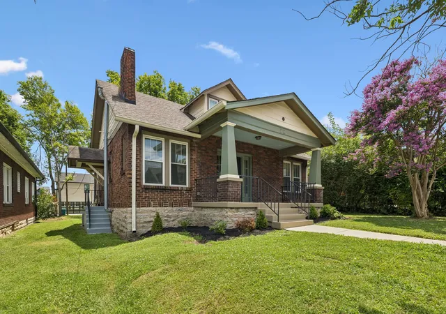 3rd image of 1712 Villa Pl, Nashville, TN 37212 | MLS# 3251449