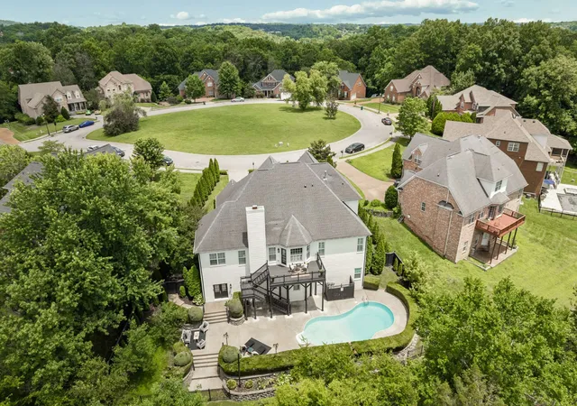 Photo 2 of Mansion for sale at 9713 Mountain Ash Ct, Brentwood, TN 37027 | MLS# 3250903 | Listing updated on 2026-07-31
