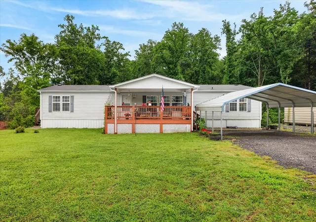 Homes for sale in Dover, TN | 446 The Trace, Dover, TN 37058 | MLS# 3255406