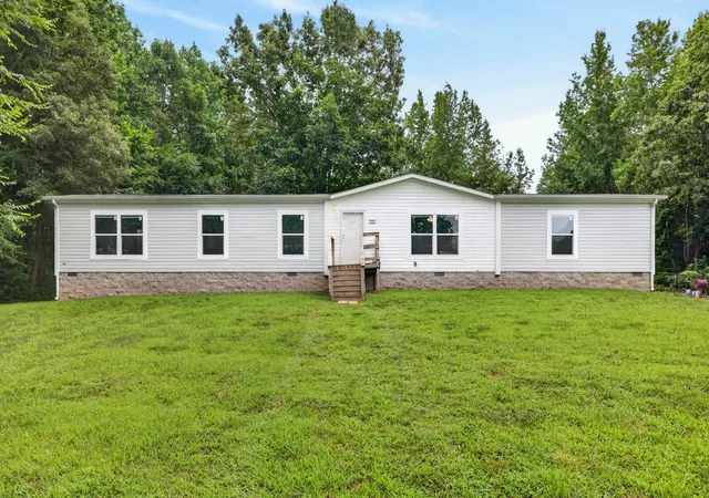 2nd image of 155 Earls Rd, Dover, TN 37058 | MLS# 3281103