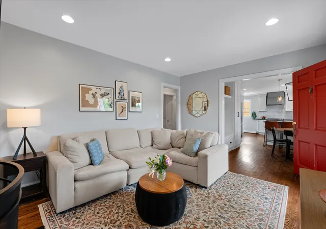 Photo 4 of Single family home for sale at 2926 Primrose Cir, Nashville, TN 37212 | MLS# 3260030 | Listing updated on 2026-09-13