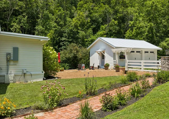 3rd image of 8188 Shoals Branch Rd, Primm Springs, TN 38476 | MLS# 3319946