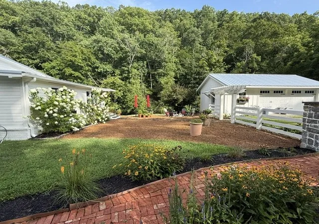Photo 2 of Single family home for sale at 8188 Shls Branch Rd, Primm Springs, TN 38476 | MLS# 3319946 | Listing updated on 2026-10-08