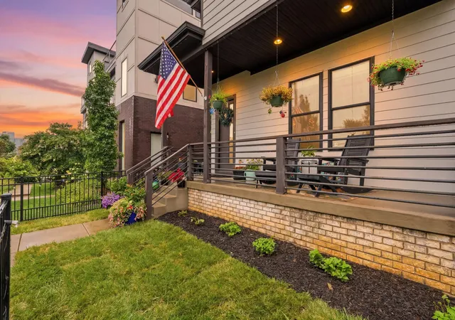 Photo 3 of Single family home for sale at 1016 13th Avenue S, Nashville, TN 37212 | MLS# 3262859 | Listing updated on 2026-08-28