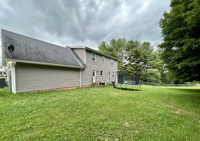 3rd image of 2408 Magnolia Dr, Cookeville, TN 38506 | MLS# 3250948