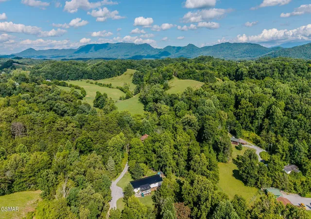 61st image of 3158 Nevils Way, Sevierville, TN 37876 | MLS# 3270017